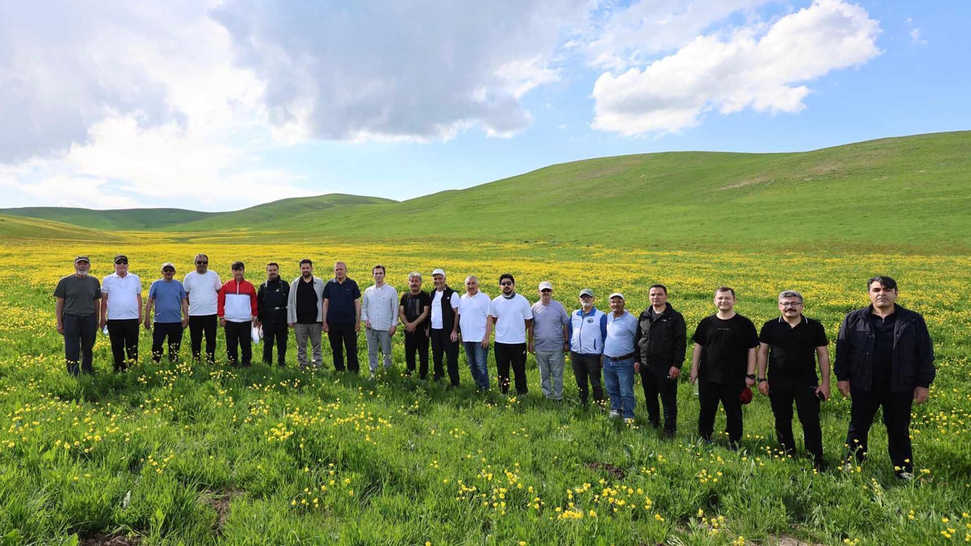 Bitlis Sütey Yaylası’nda Doğa Yürüyüşüne Düzenlendi 3