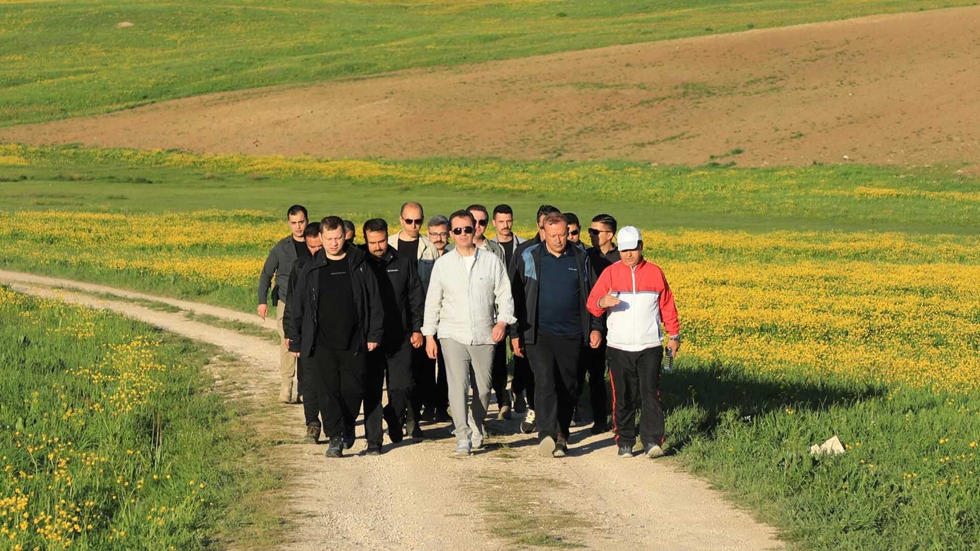 Bitlis Sütey Yaylası’nda Doğa Yürüyüşüne Düzenlendi 4