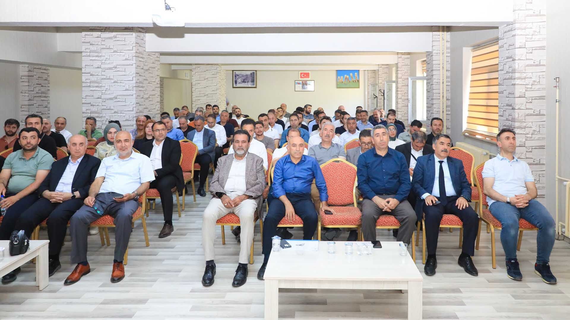 Bitlis'te Eğitim Gündemi Masaya Yatırıldı, Yeni Dönem Hazırlıkları Değerlendirildi 3