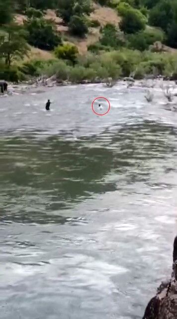 Suda Kaybolan Gencin Akıntıya Kapıldığı Anlar Ortaya Çıktı