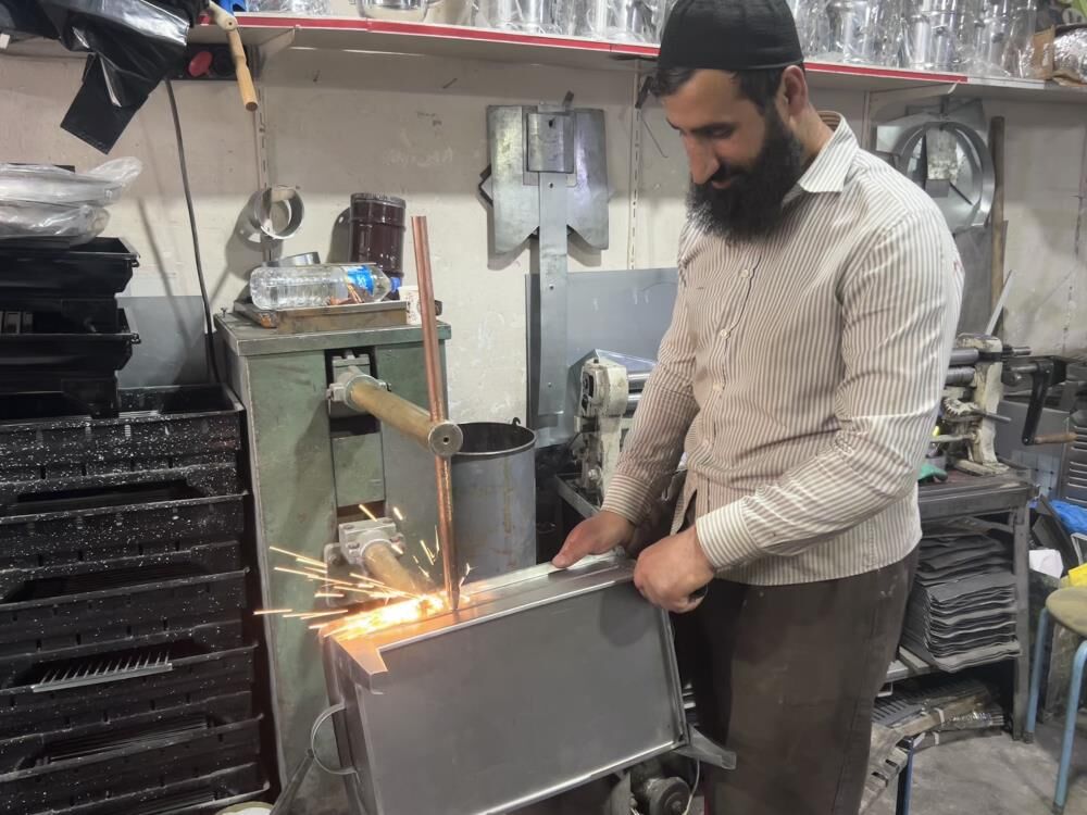 Van'da Kavurucu Sıcaklar Başladı! Semaver Ve Mangal Satışları Patladı