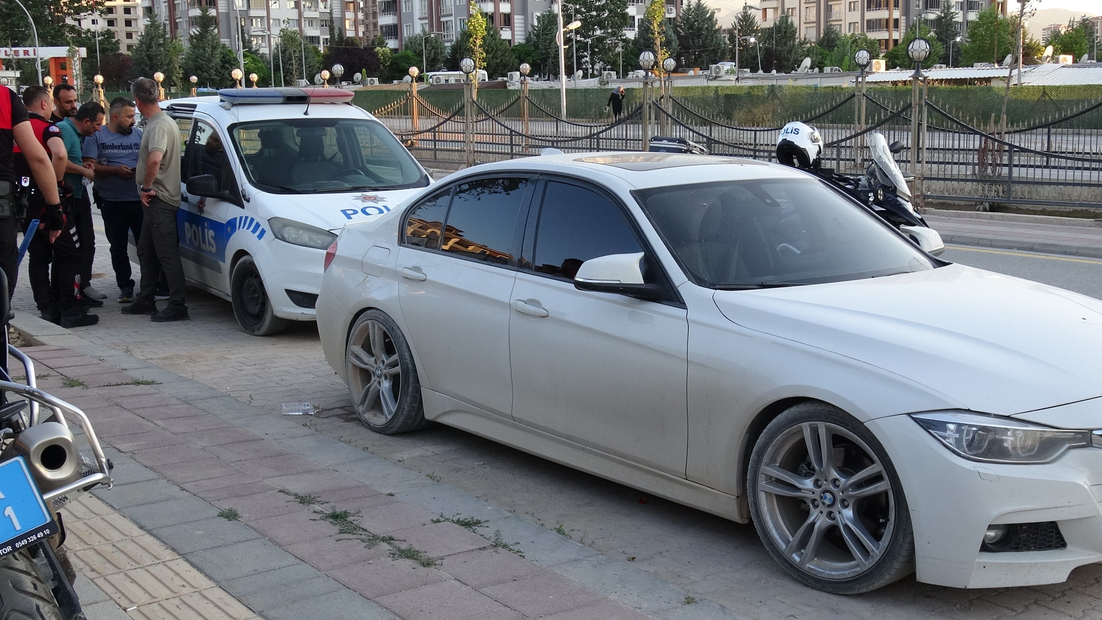 A W743551 03