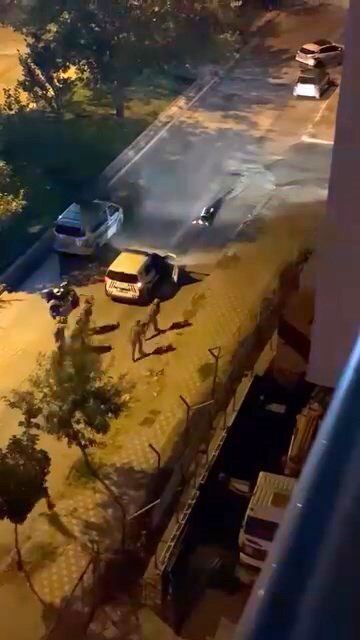 Elazığ’da Silahını Kafasına Dayayan Şahıs Pöh Ekiplerine Teslim Oldu