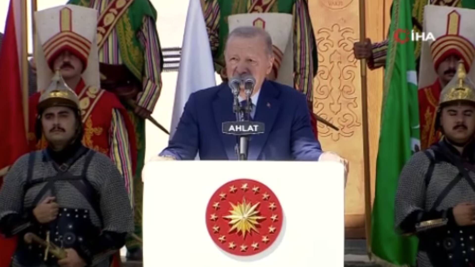 Cumhurbaşkanı Erdoğan Bitlis’te açıklamalarda bulundu: "Kan tüccarları kaybedecek"