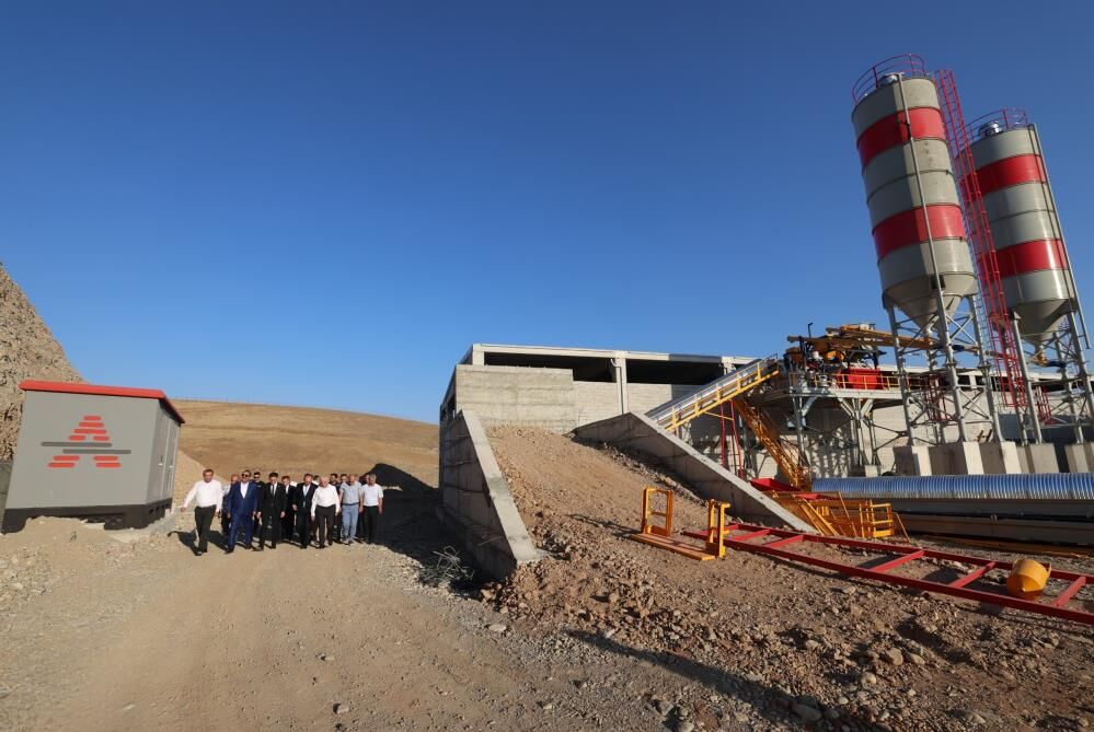Siirt'te Beton Ve Parke Taşı Üretimi Için Ilk Adım Atıldı 1