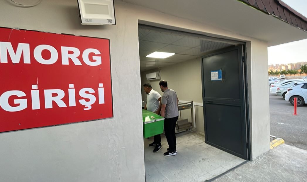 33 yaşındaki işçi inşaatın en üst katından düştü: Kurtarılamadı