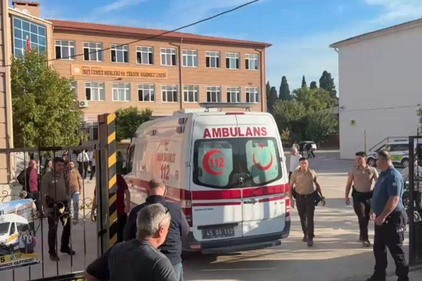 11 kişinin yaralandığı okul saldırısında 7 şüpheli tutuklandı
