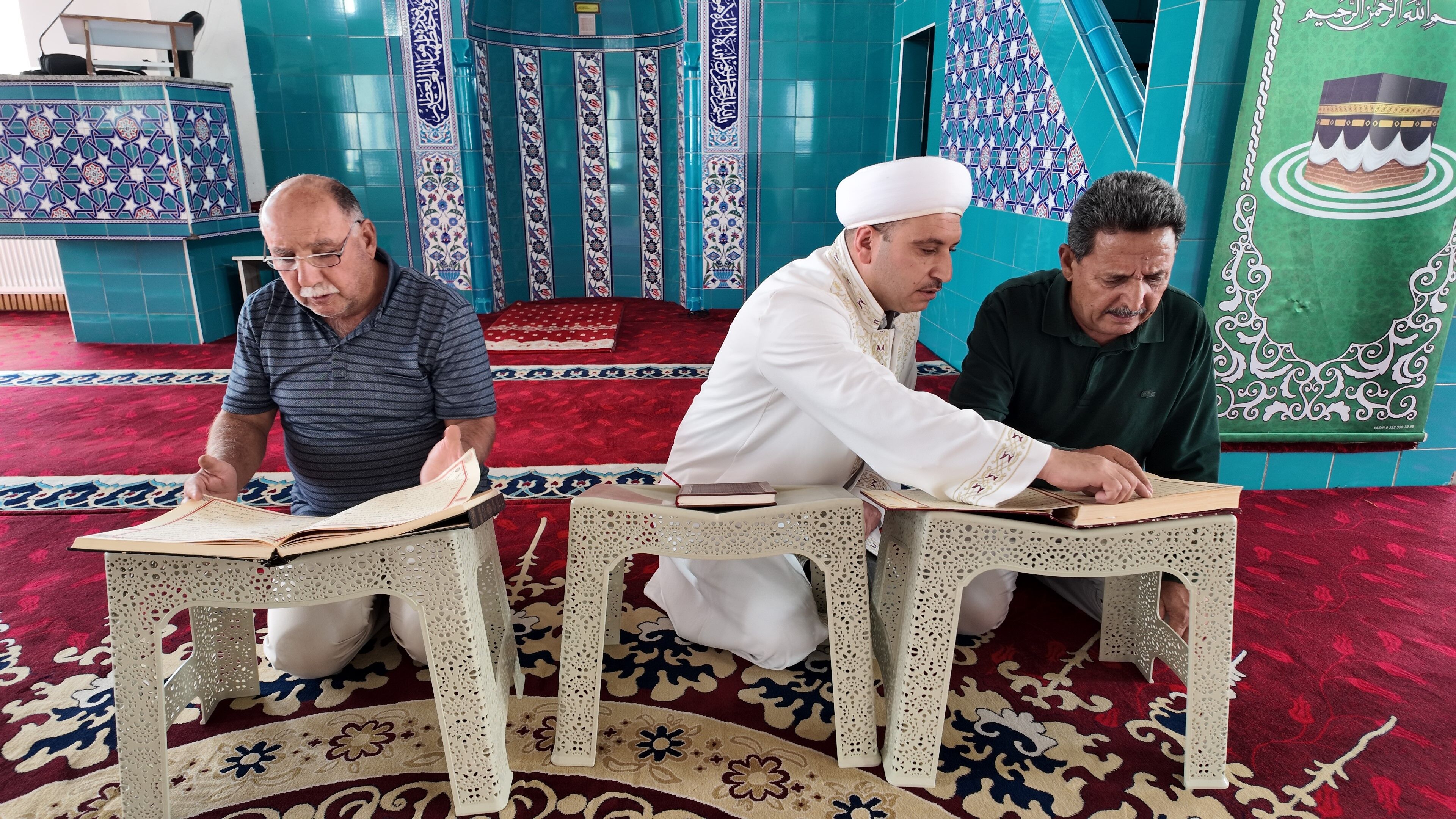 Azimleri örnek oldu: İlerlemiş yaşlarında Kur'an-ı Kerim öğrendiler