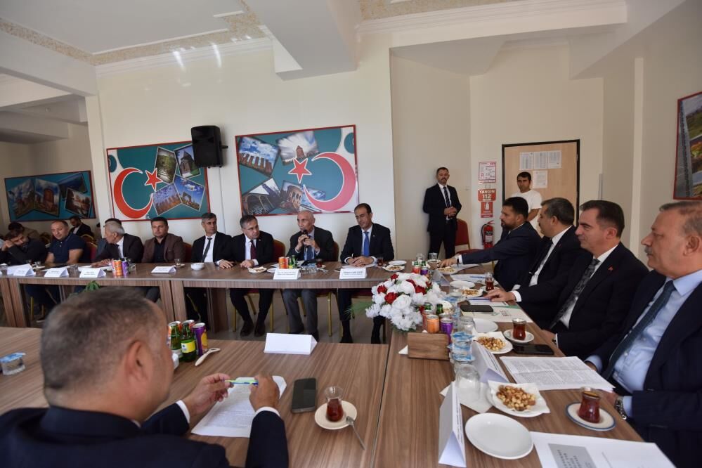Ahlat'ın Asırlık Taş Işçiliği Için Önemli Adım! Ustalar Ve Akademisyenler Buluştu 1