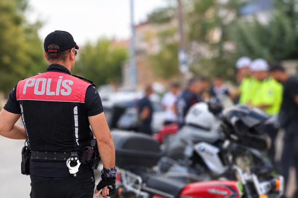 'Dur' ihtarına uymadı, başka araca çarptı: 332 bin lira ceza