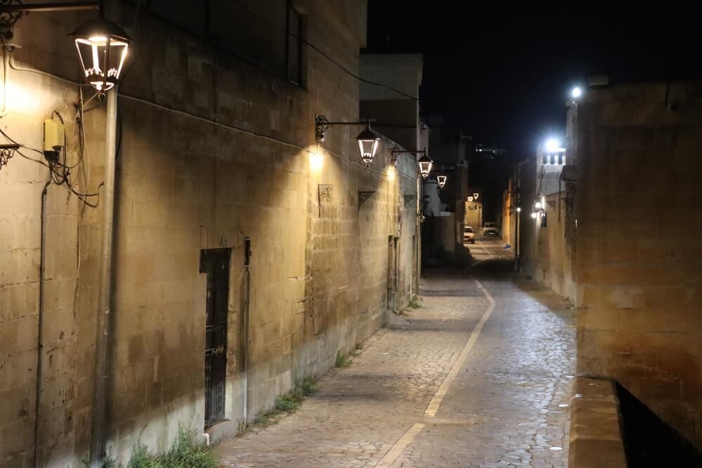 Eski Urfa'da Gece Görünümü Değişti 275 Sokak Aydınlatıldı 1