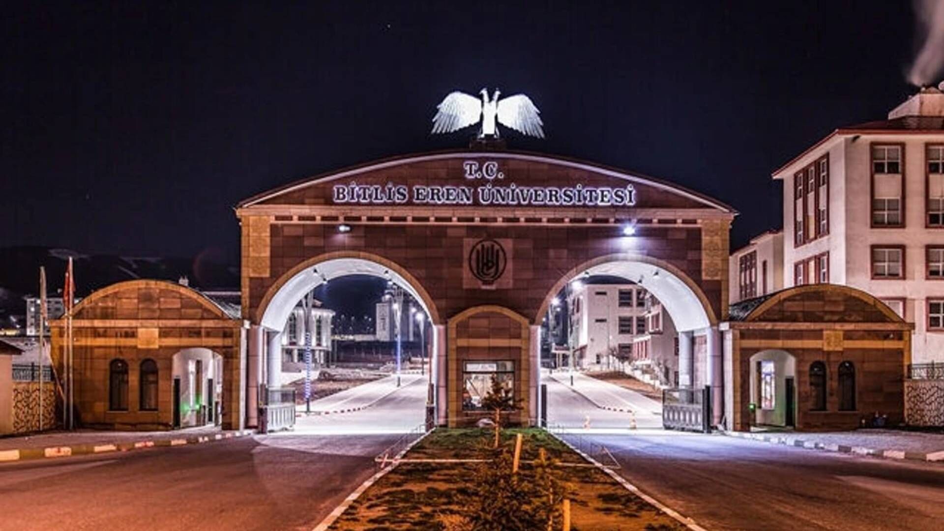 Bitlis Eren Üniversitesi 10 personel alacak