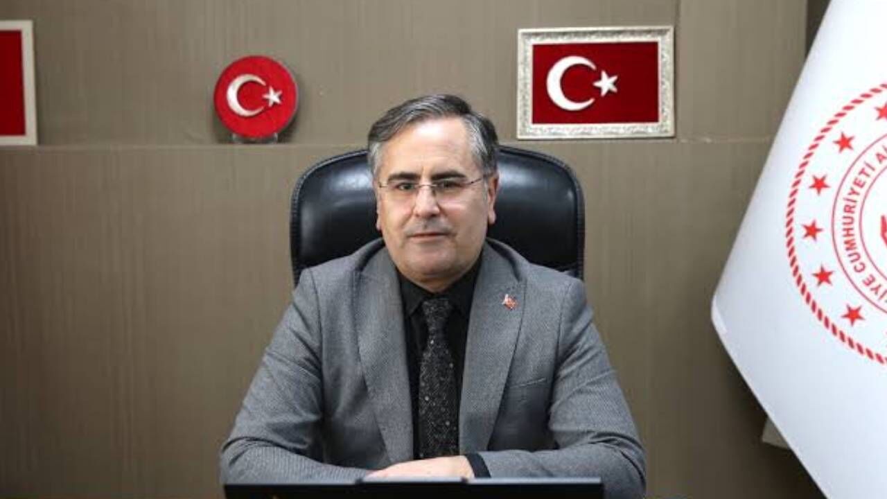 Bitlis’in Başarılı İl Müdürü Akdoğan Van’a Atandı