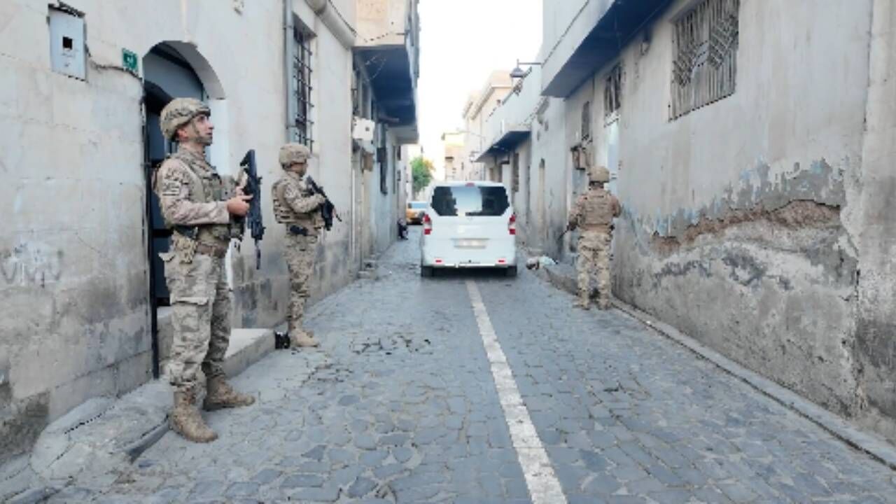 28 ilde DAİŞ operasyonu: 83 şüpheli yakalandı