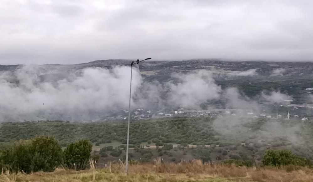 Bingöl'de Bulutlar Dağların Eteklerine Kadar Indi 1