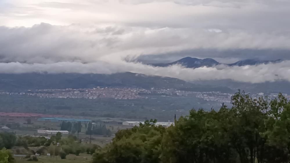 Bingöl'de Bulutlar Dağların Eteklerine Kadar Indi 3