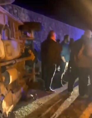 Bitlis'e Sınır Ilde Minibüs Yan Yattı 6 Yaralı