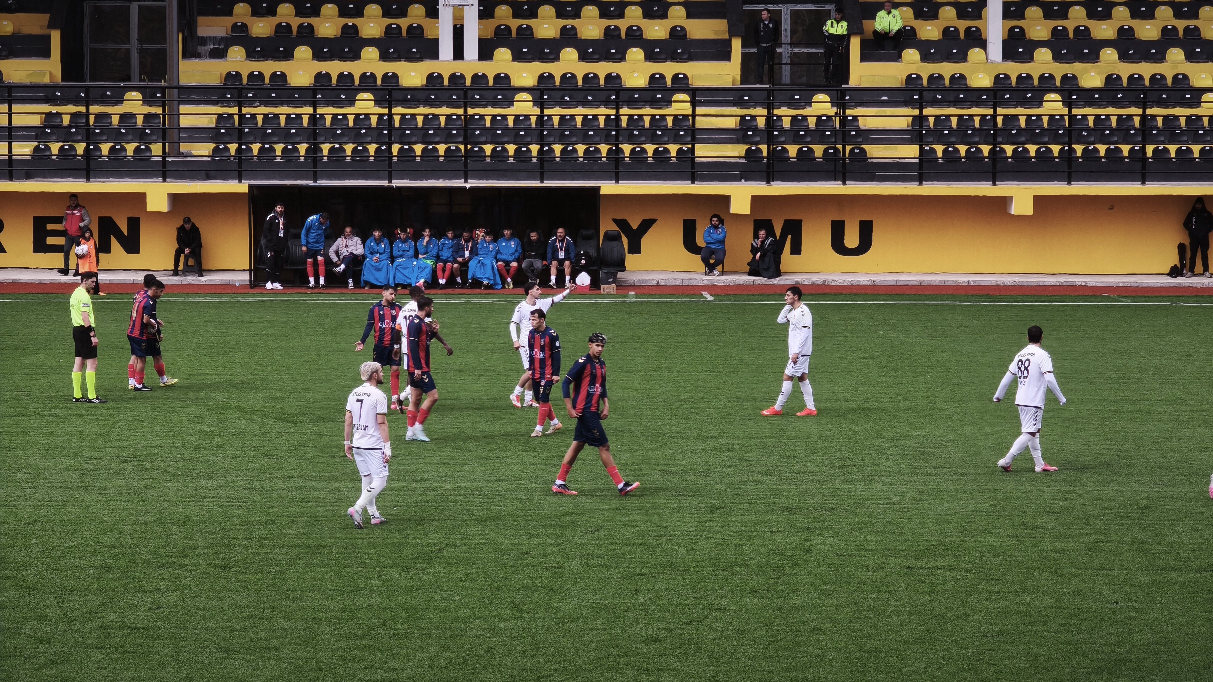 Sağanak altında Bitlis Spor’dan ilk yarıda gol!