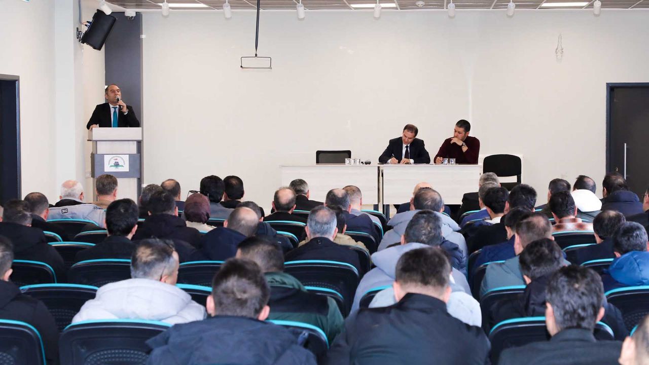 Bitlis’te İlçe Eğitim Kurumu Müdürleri Kurulu Toplantısı Yapıldı