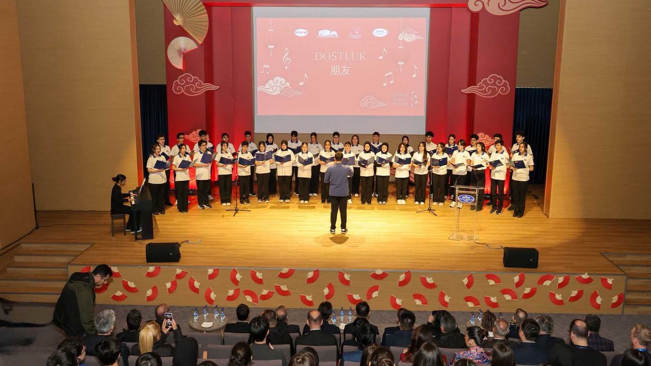 Bitlis’te Çin Kültür Festivali Renkli Görüntülere Sahne Oldu