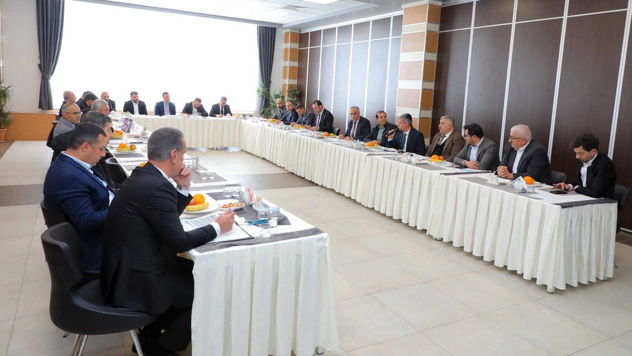 Bitlis’te Eğitime Destek Platformu Toplantısı Gerçekleştirildi