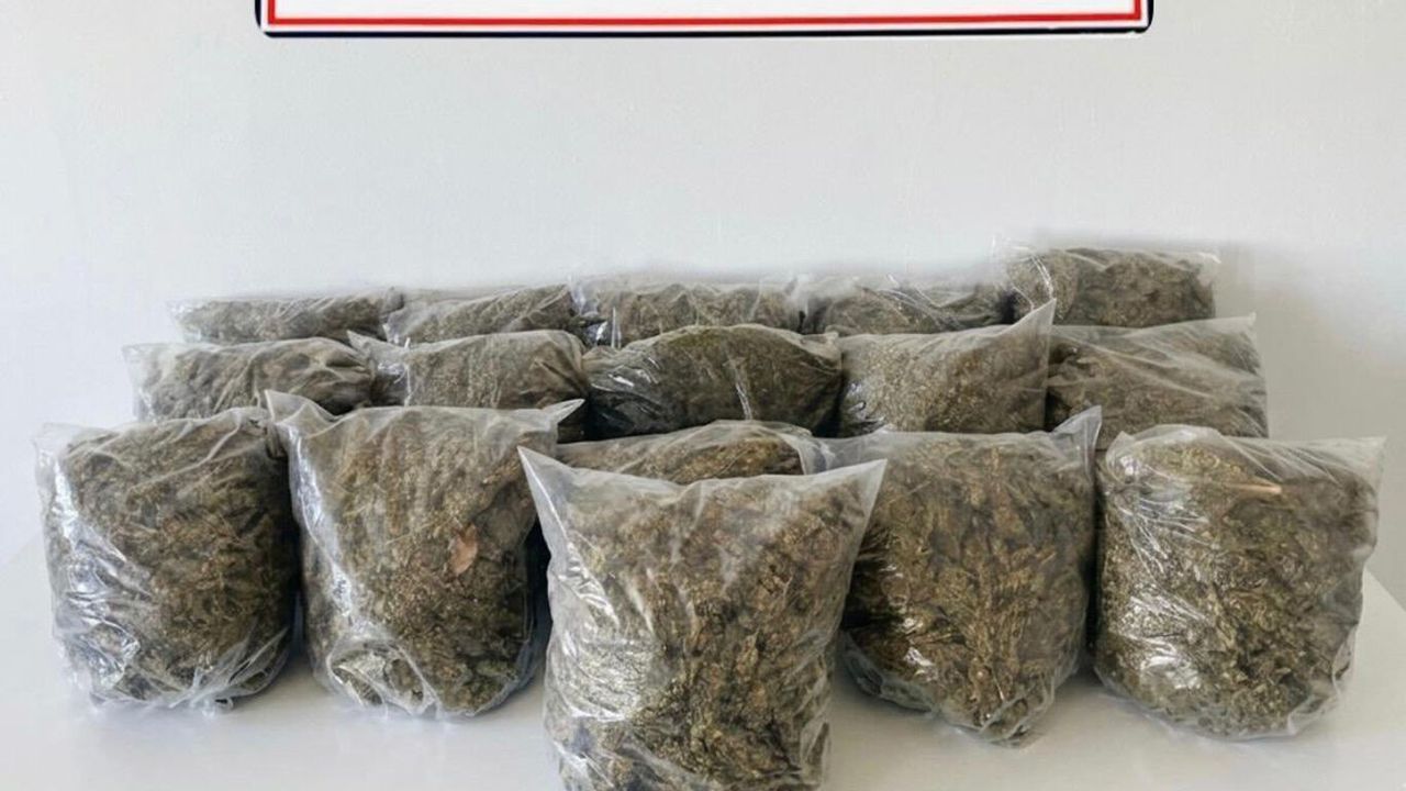 Diyarbakır'da Uyuşturucu Operasyonu: 39 Kilograma Yakın Esrar Ele Geçirildi