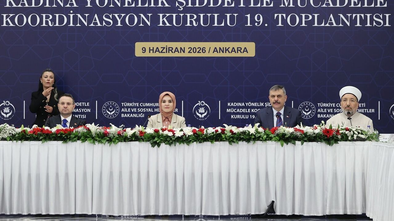 "İslam, kadını değersizleştiren her türlü düşünce 