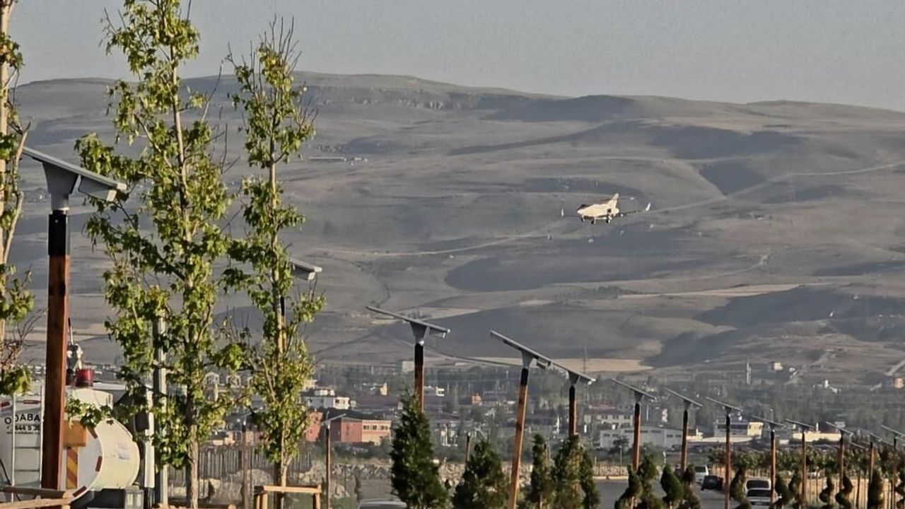 Bitlis'te ağır yaralanan çocuk için hava ambulansları seferber oldu