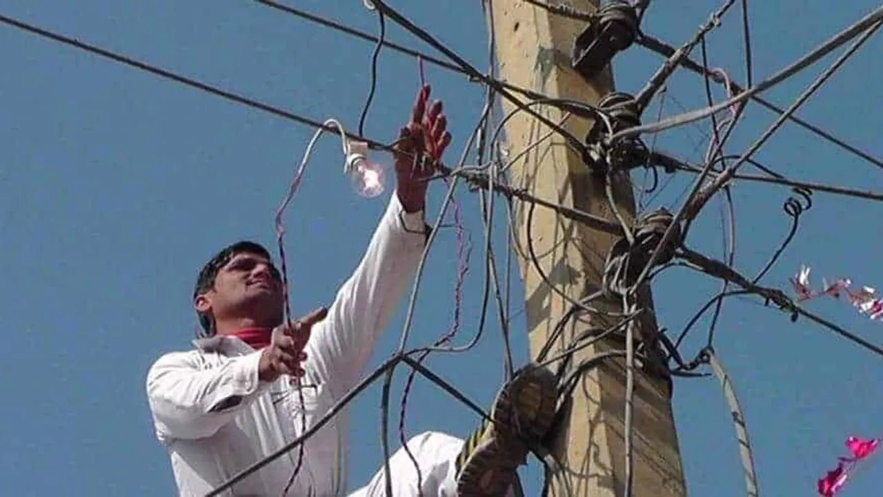 Bitlis'te mevsimin ilk gününde elektrik saatlerce kesilecek
