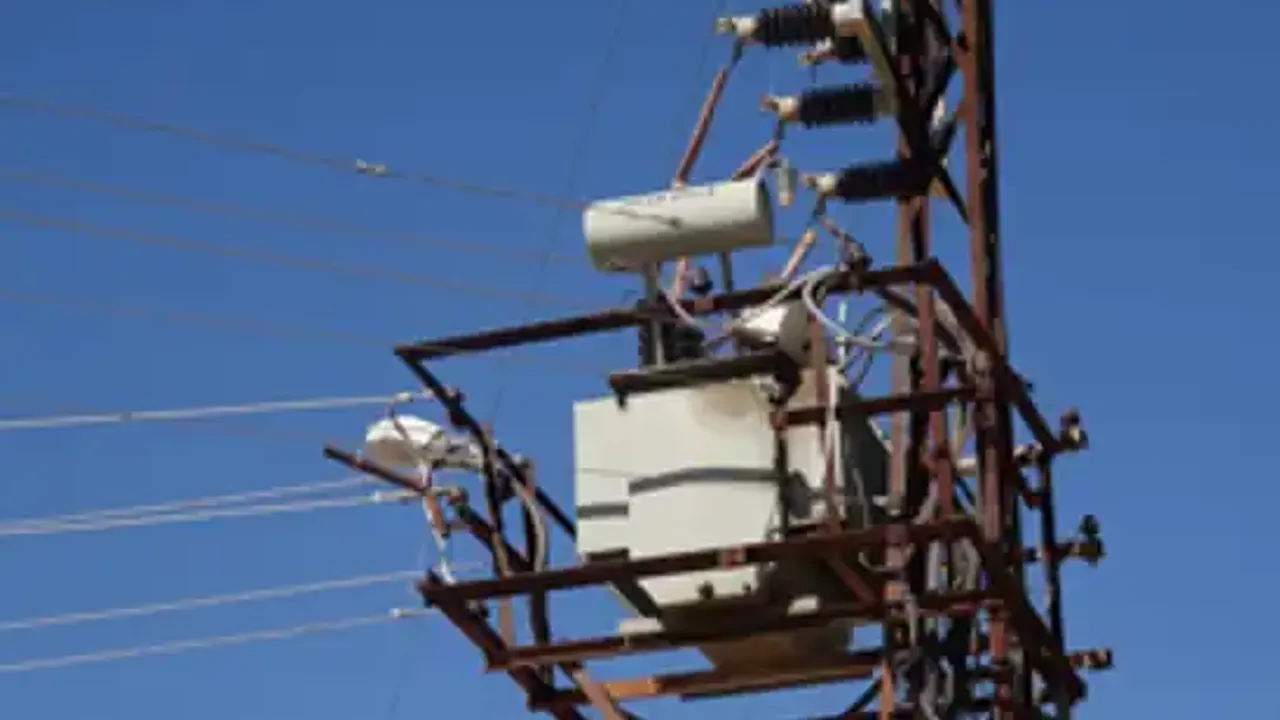 Bitlis'te birçok köyü ilgilendiren elektrik kesintisi