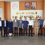 Tatvan Kaymakamı Demirer’den Şehit Yakınları ve Gazi Vefa Masası’na ziyaret