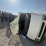 Van’da hafif ticari araç takla attı: Biri ağır 6 yaralı