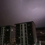 Şimşek fırtınasının ardından şiddetli yağış