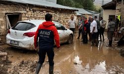 Sağanak Yağış Sel ve Su Baskınlarına Yol Açtı