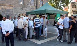 HÜDA PAR'ın sunduğu kanun teklifi için o ilde imza kampanyası başlatıldı