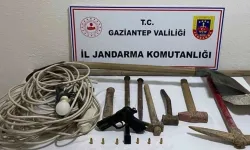 İzinsiz Kazı Yapan 4 Kişi Suçüstü Yakalandı