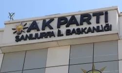 AK Parti’de Üç İlçe Başkanı Görevinden Ayrıldı