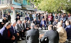 Bitlis Valisi Karakaya, Tatvan'da Esnaf ve Vatandaşları Dinledi