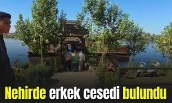 Sahilde Yürüyen Vatandaşlar Nehirde Bir Erkek Cesedini Buldular