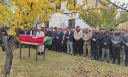 Silahlı saldırıda hayatını kaybeden hastane görevlisi son yolculuğuna uğurlandı