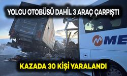 Yolcu Otobüsünün Bulunduğu Zincirleme Kazada 30 Kişi Yaralandı