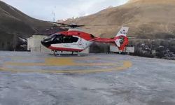 Van'da Helikopter Ambulans 22 Yaşındaki Hasta İçin Havalandı