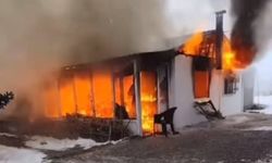 Van’da Prefabrik Ev Küle Döndü