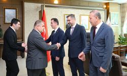 Bitlis Valiliği'nde Bayramlaşma Programı: Protokol Bir Araya Geldi