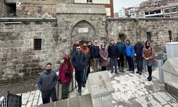 Bitlis Eren Üniversitesi’nden Turist Rehberlerine Uzmanlaşma Eğitimi