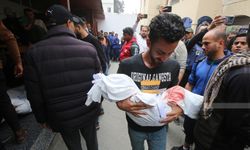 İşgalcilerin hava saldırılarında 47 Filistinli şehit edildi