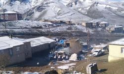 Mayısta Kar Sürprizi: Van Beyaza Büründü