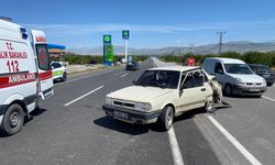İki Otomobil Çarpıştı: 4 Kişi Yaralandı