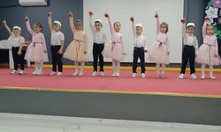 Kur’an Kurslarının Minik Öğrencilerinden Yıl Sonu Programı