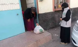 Umut Kervanı’ndan Bayram Öncesi Muhtaç Ailelere Gıda Desteği